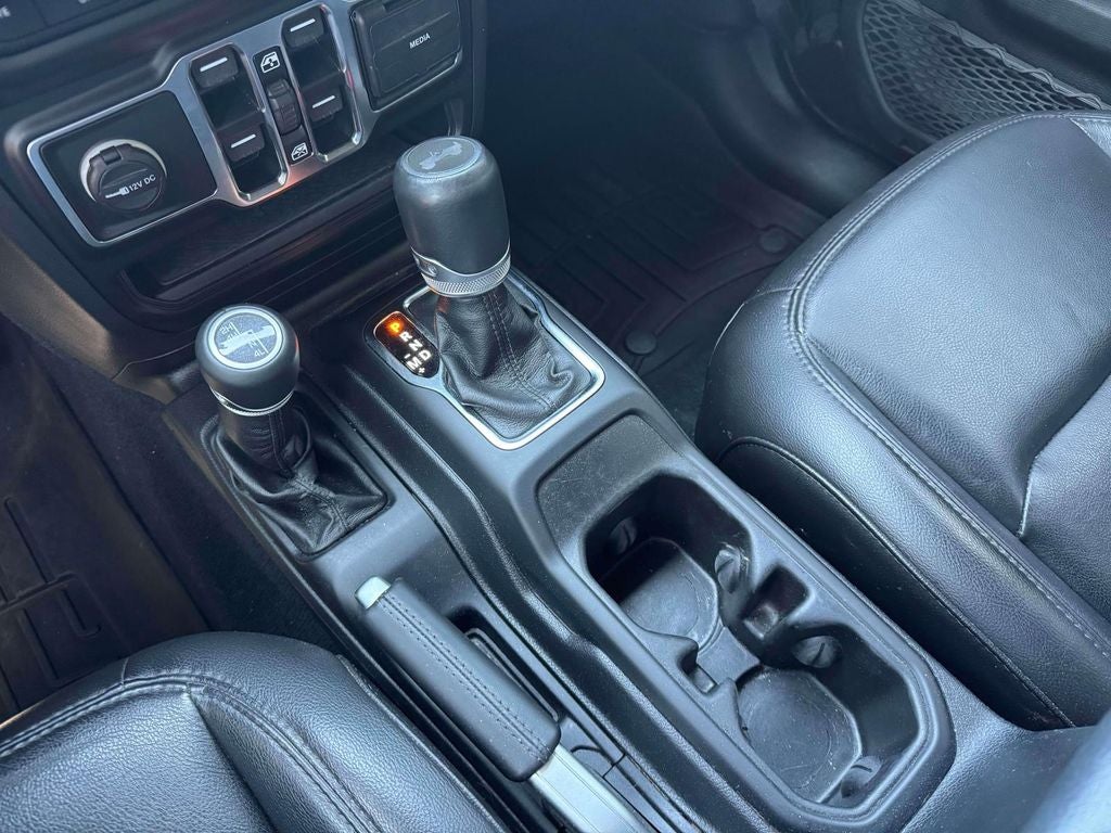 2022 Jeep Wrangler Unlimited Sahara Altitude