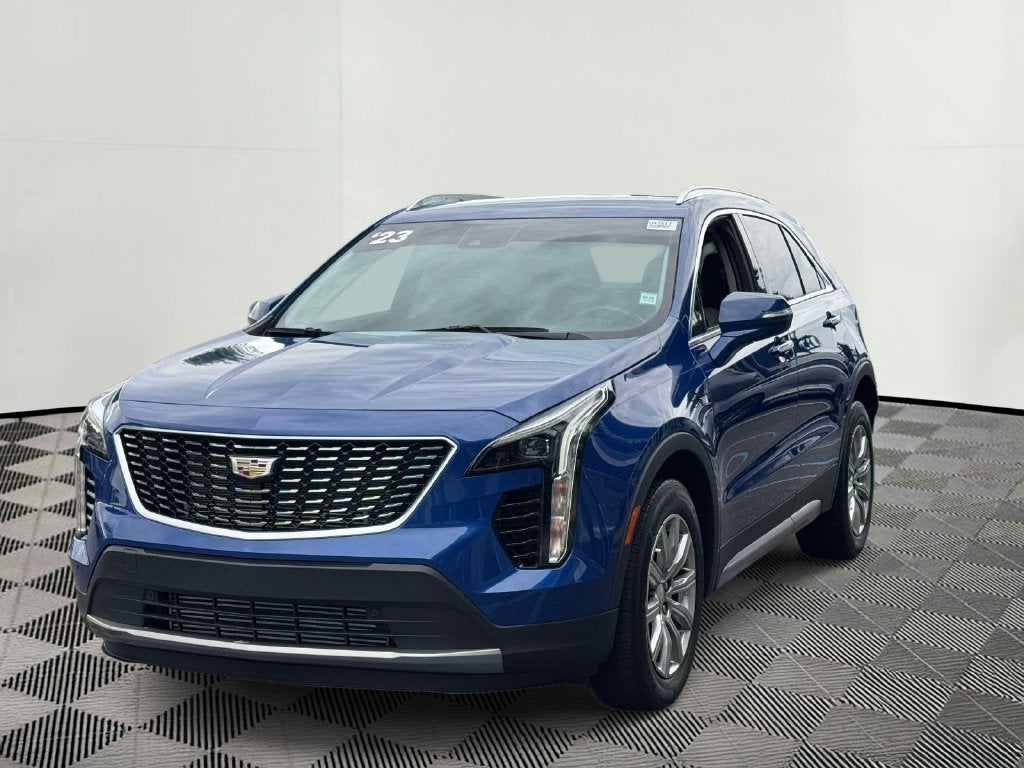 2023 Cadillac XT4 Premium Luxury