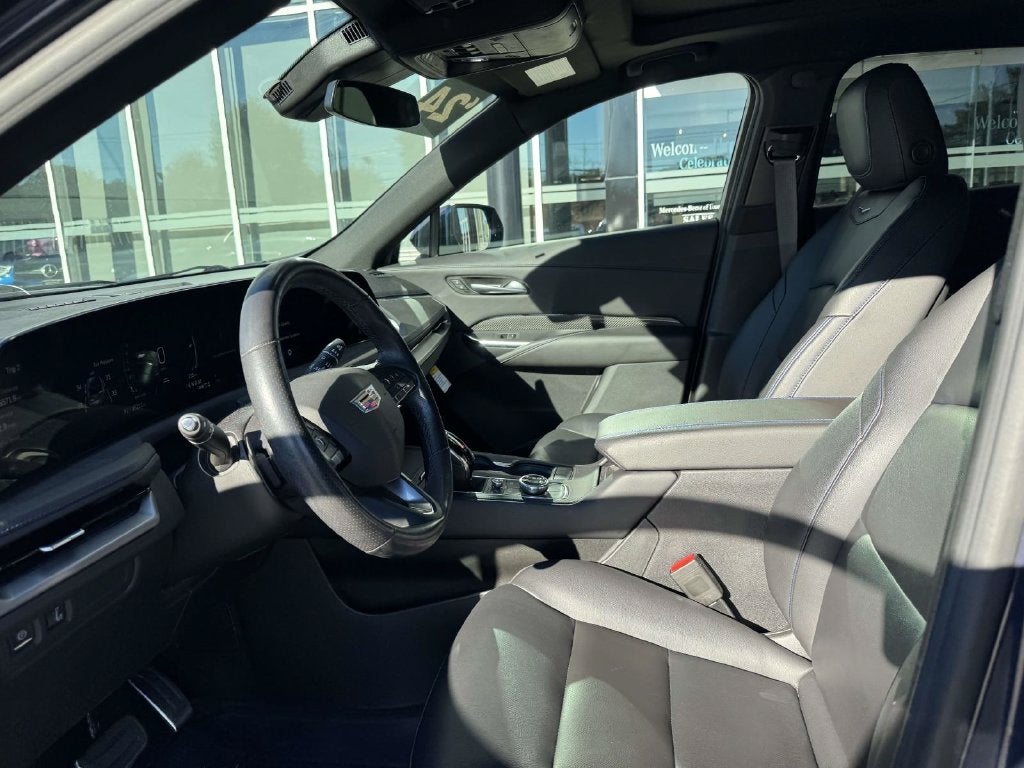 2024 Cadillac XT4 Sport