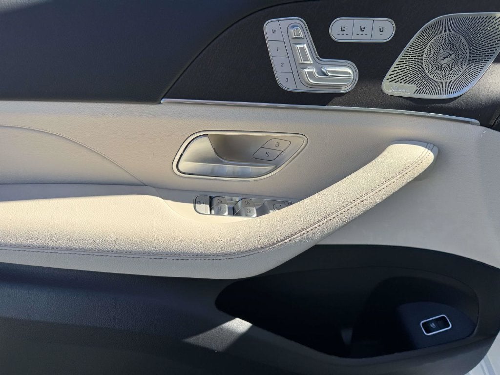 2027 Mercedes-Benz GLS GLS 450 4MATIC®