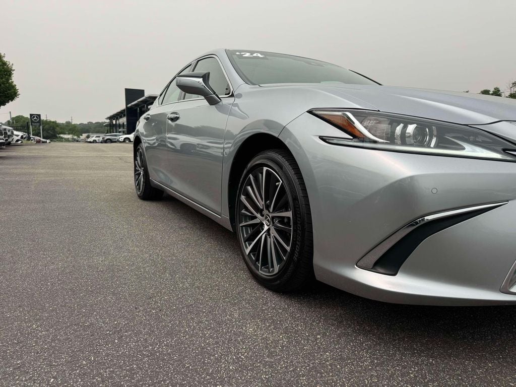 2024 Lexus ES 250