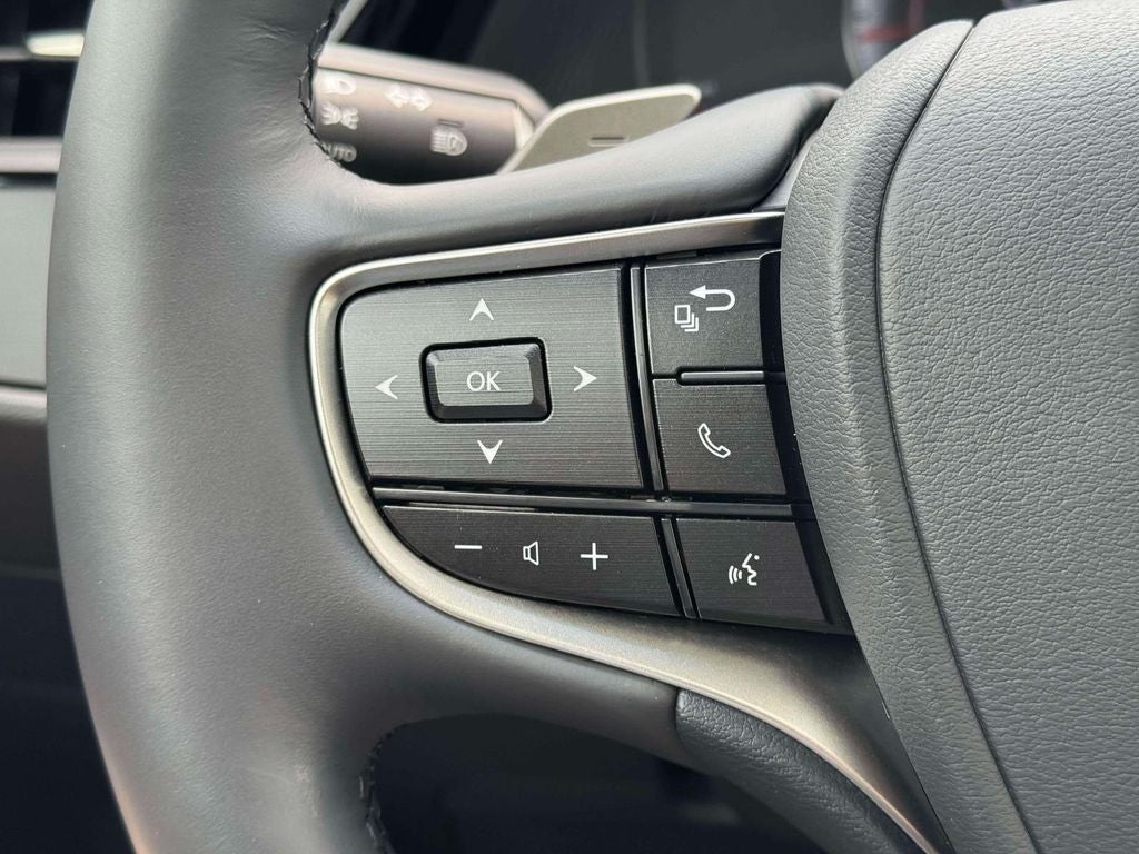 2024 Lexus ES 250