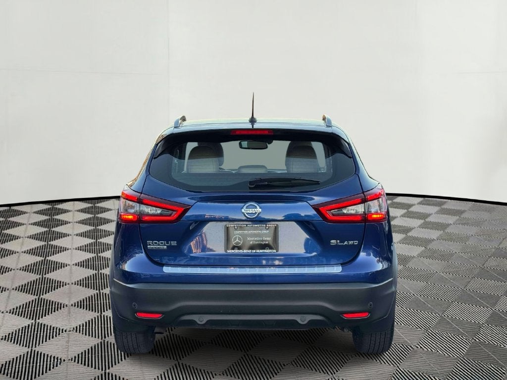 2022 Nissan Rogue Sport SL