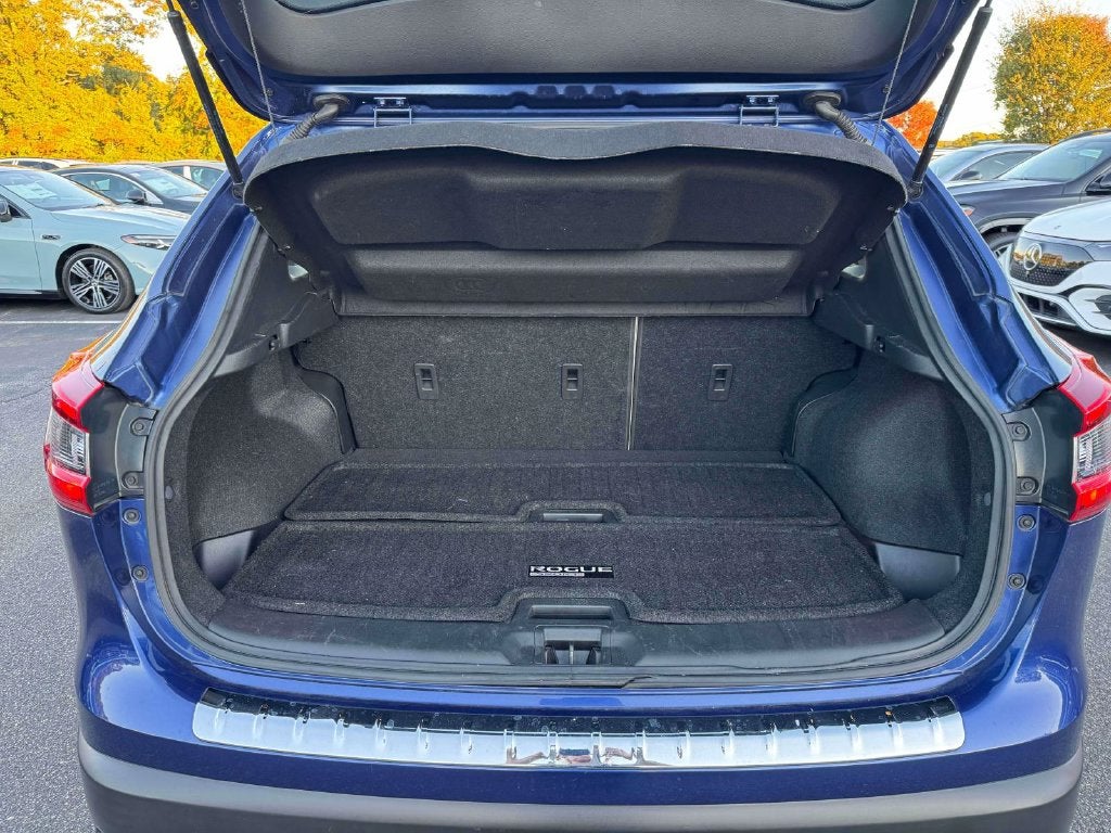 2022 Nissan Rogue Sport SL