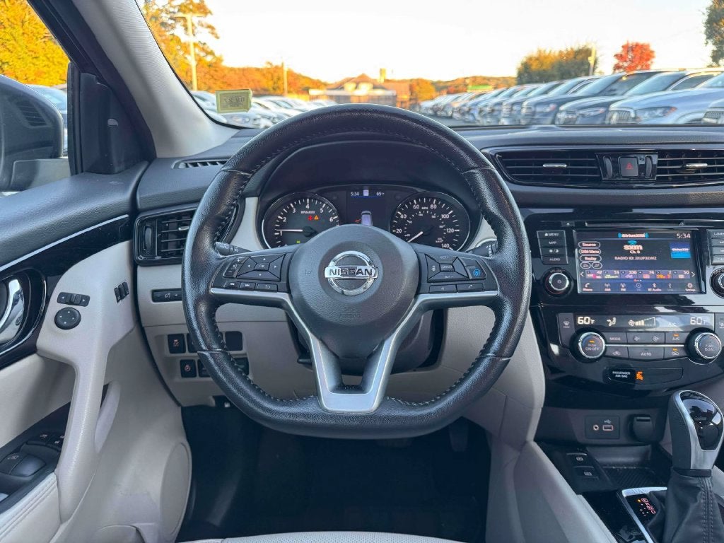 2022 Nissan Rogue Sport SL
