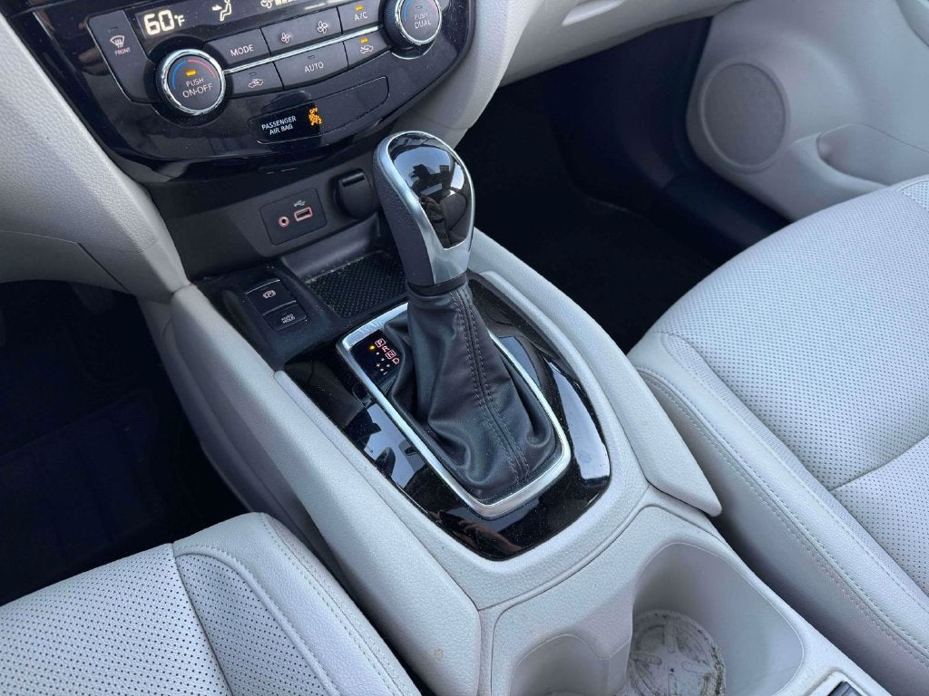 2022 Nissan Rogue Sport SL