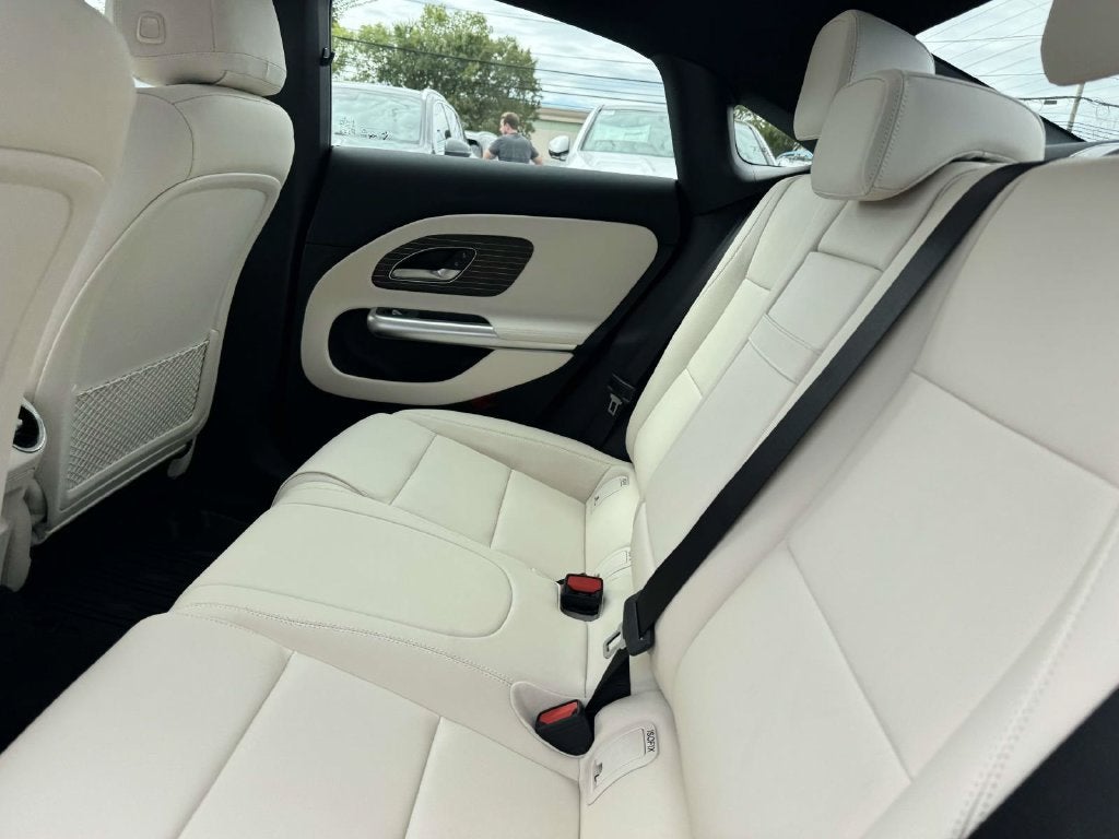 2027 Mercedes-Benz CLA CLA 220