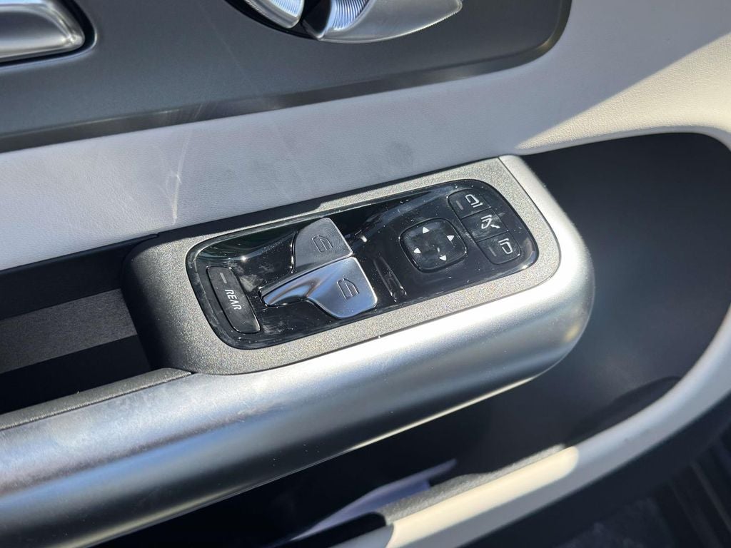 2027 Mercedes-Benz CLA CLA 220