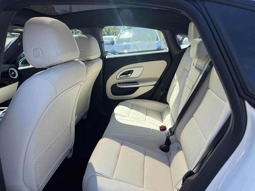 2027 Mercedes-Benz CLA CLA 220