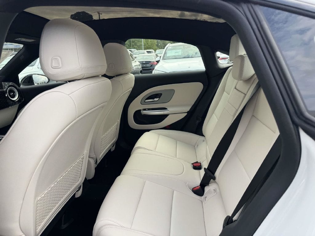 2027 Mercedes-Benz CLA CLA 220 Hybrid