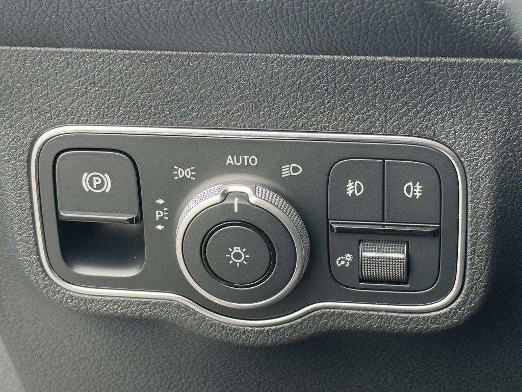 2026 Mercedes-Benz GLB GLB 250 4MATIC®