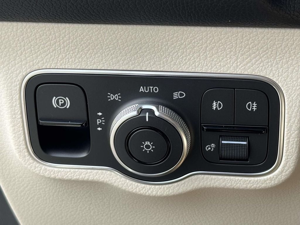 2026 Mercedes-Benz GLB GLB 250 4MATIC®