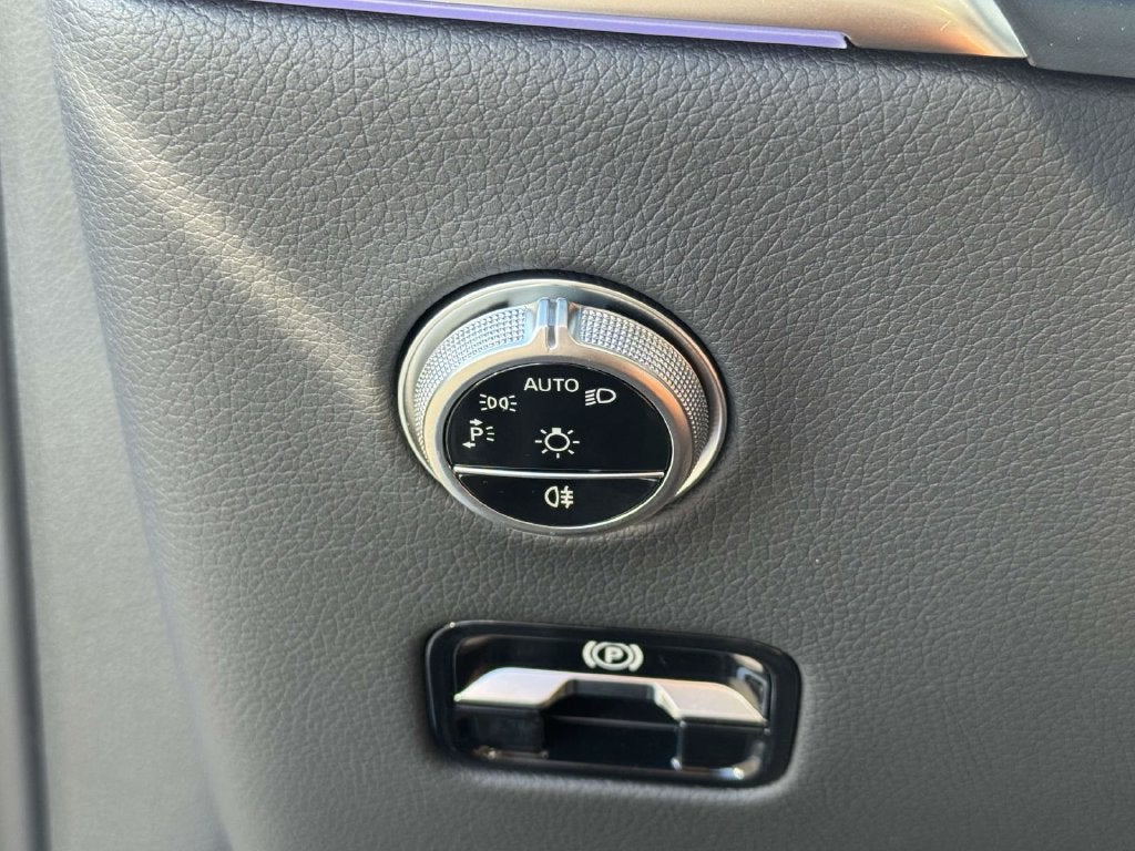2027 Mercedes-Benz GLC GLC 300 Coupe 4MATIC®
