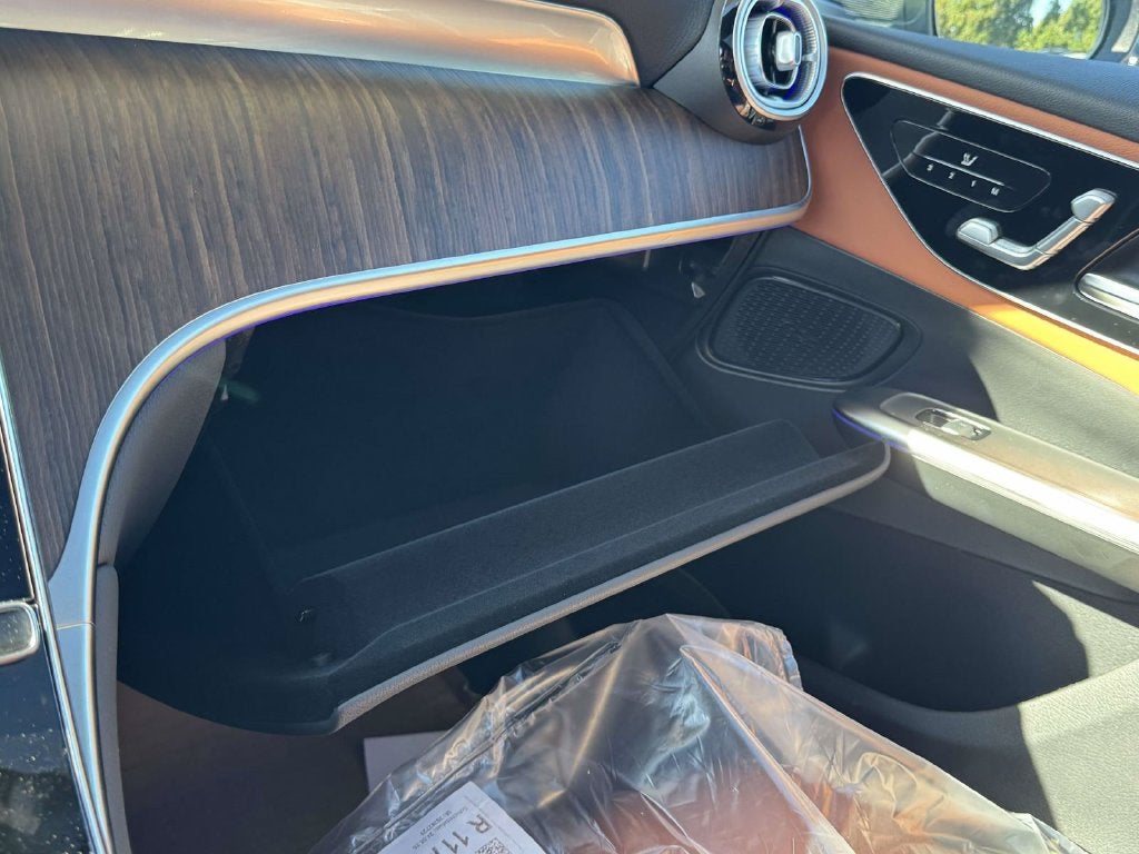 2027 Mercedes-Benz GLC GLC 300 Coupe 4MATIC®