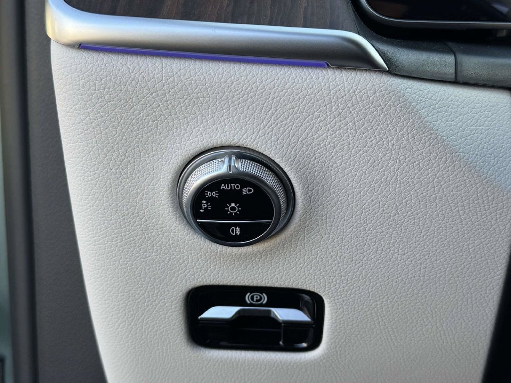 2027 Mercedes-Benz GLC GLC 300 Coupe 4MATIC®