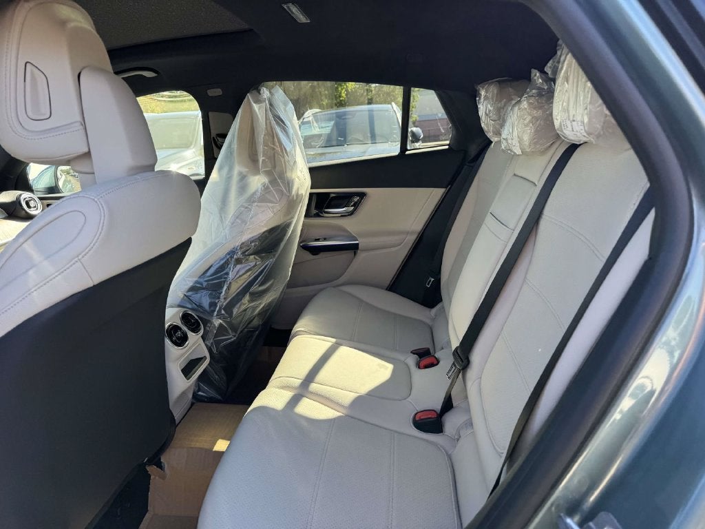 2027 Mercedes-Benz GLC GLC 300 Coupe 4MATIC®