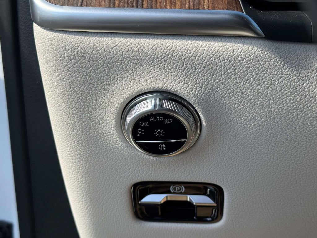 2027 Mercedes-Benz GLC GLC 300 4MATIC®