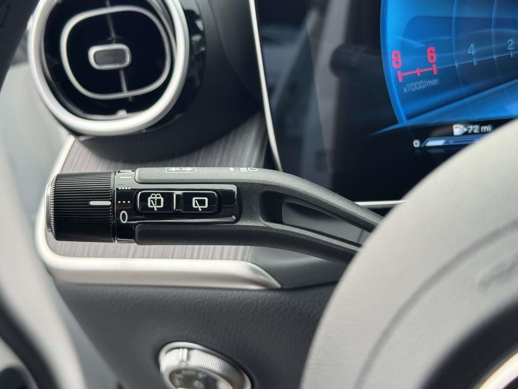 2027 Mercedes-Benz GLC 4MATIC®