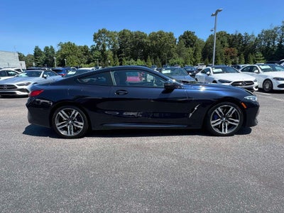 2022 BMW 8 Series 840i