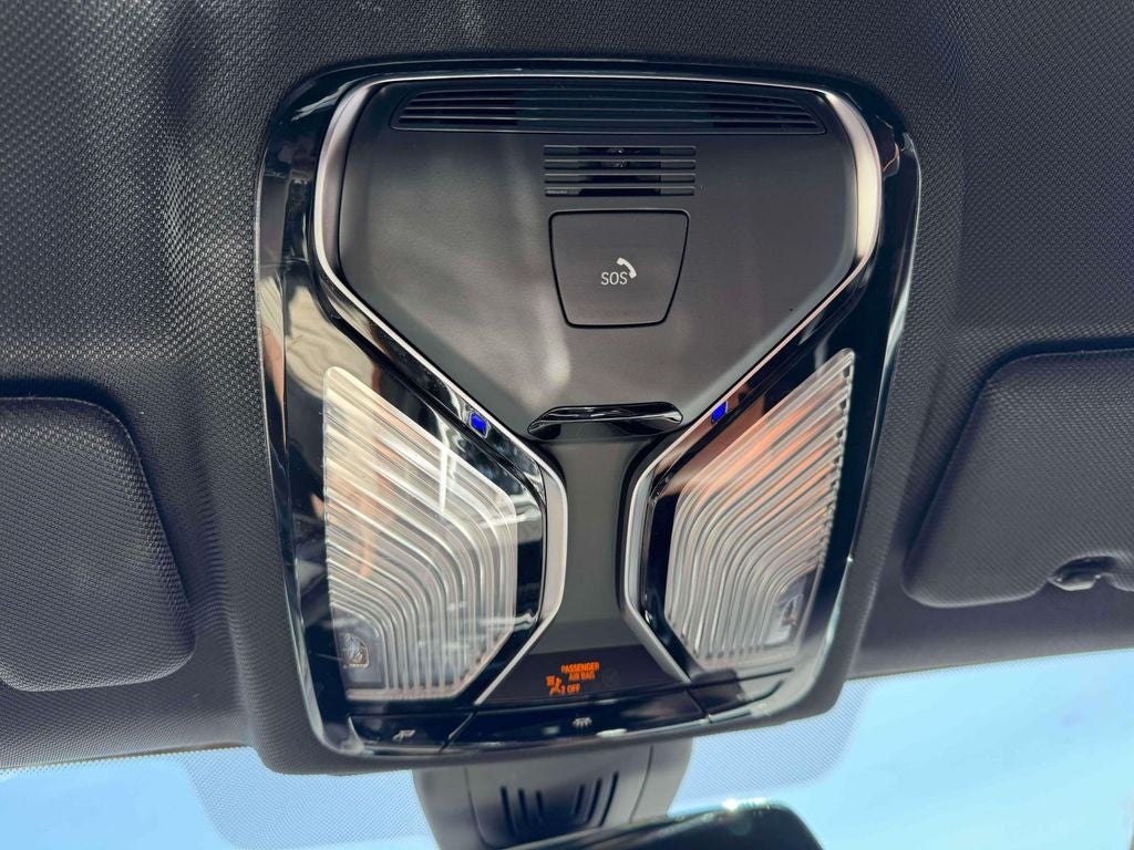 2022 BMW 8 Series 840i