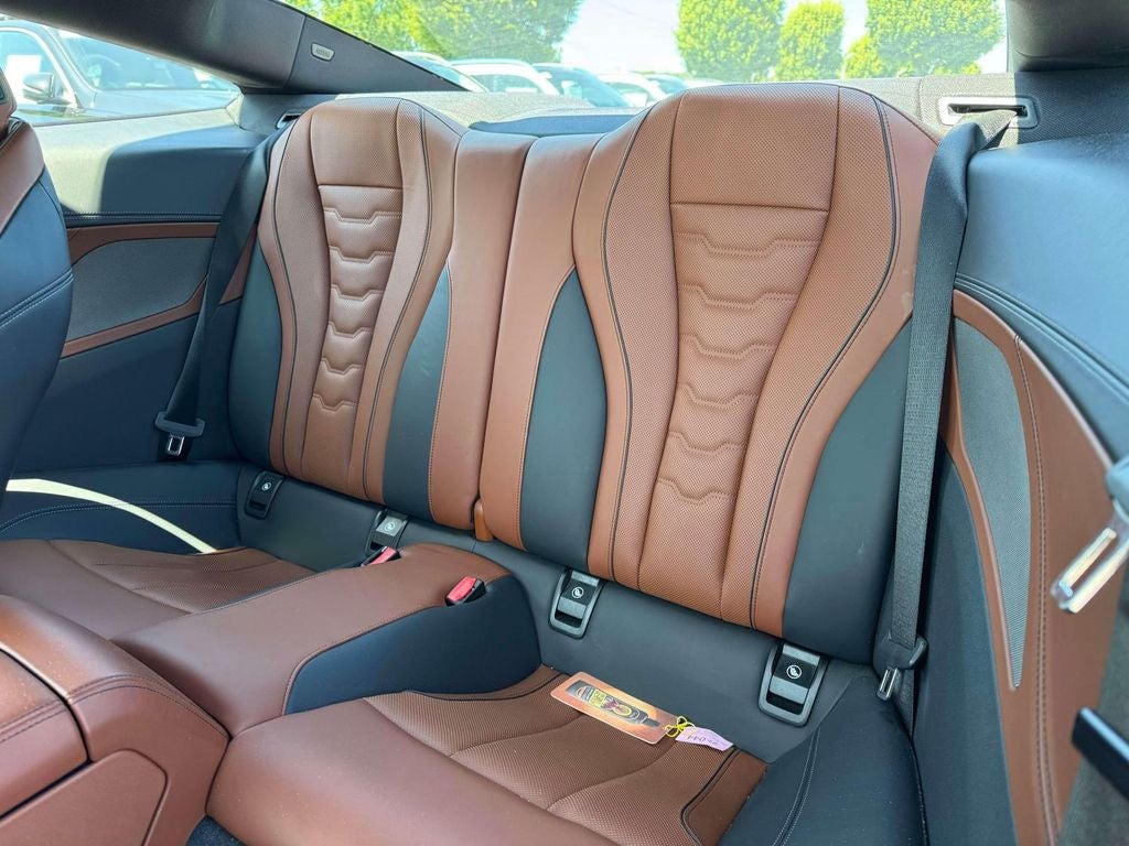 2022 BMW 8 Series 840i