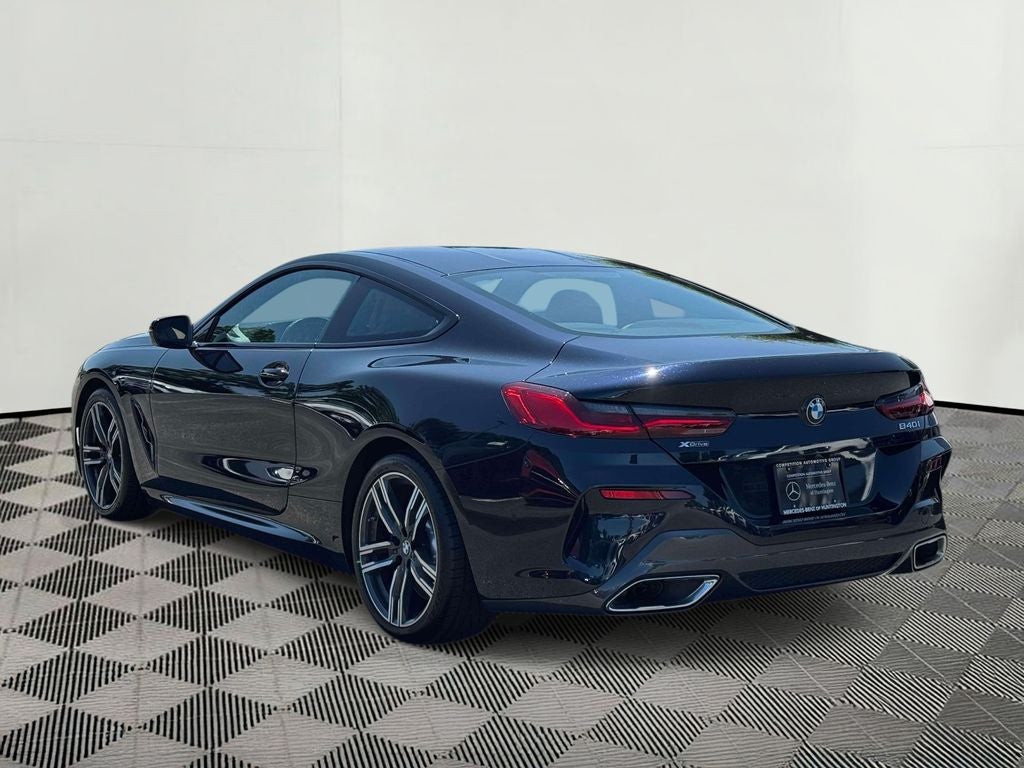 2022 BMW 8 Series 840i