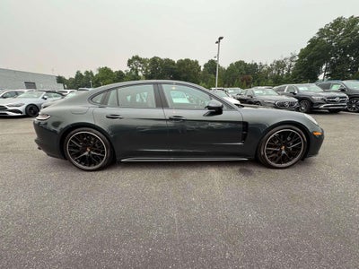 2023 Porsche Panamera Base