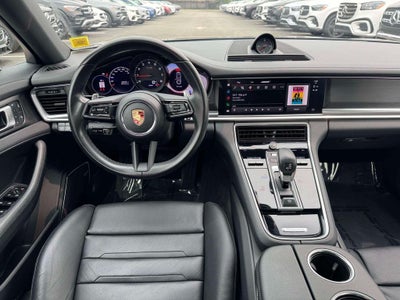 2023 Porsche Panamera Base