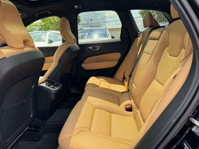 2021 Volvo XC60 T6 Inscription